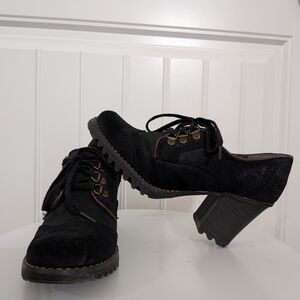 Skechers Vintage 90s Y2K Black Chunky Heel Leather Oxford Women's Heels